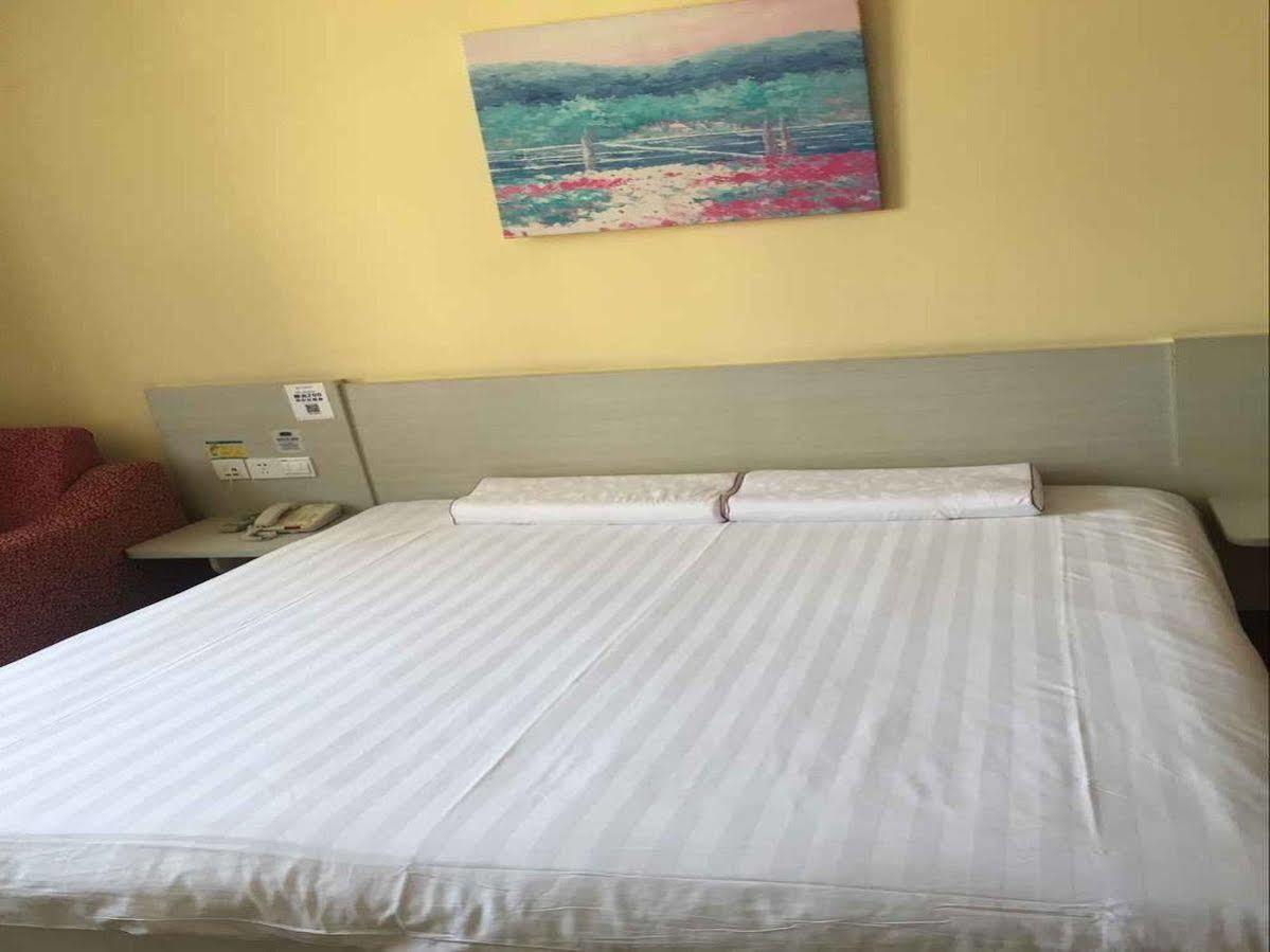 Hanting Hotel Haimen Middle Jie Fang Road Nantong Bagian luar foto